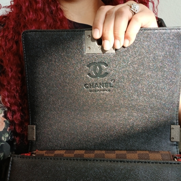 Black Chanel Boy bag medium - Picture 4 of 5